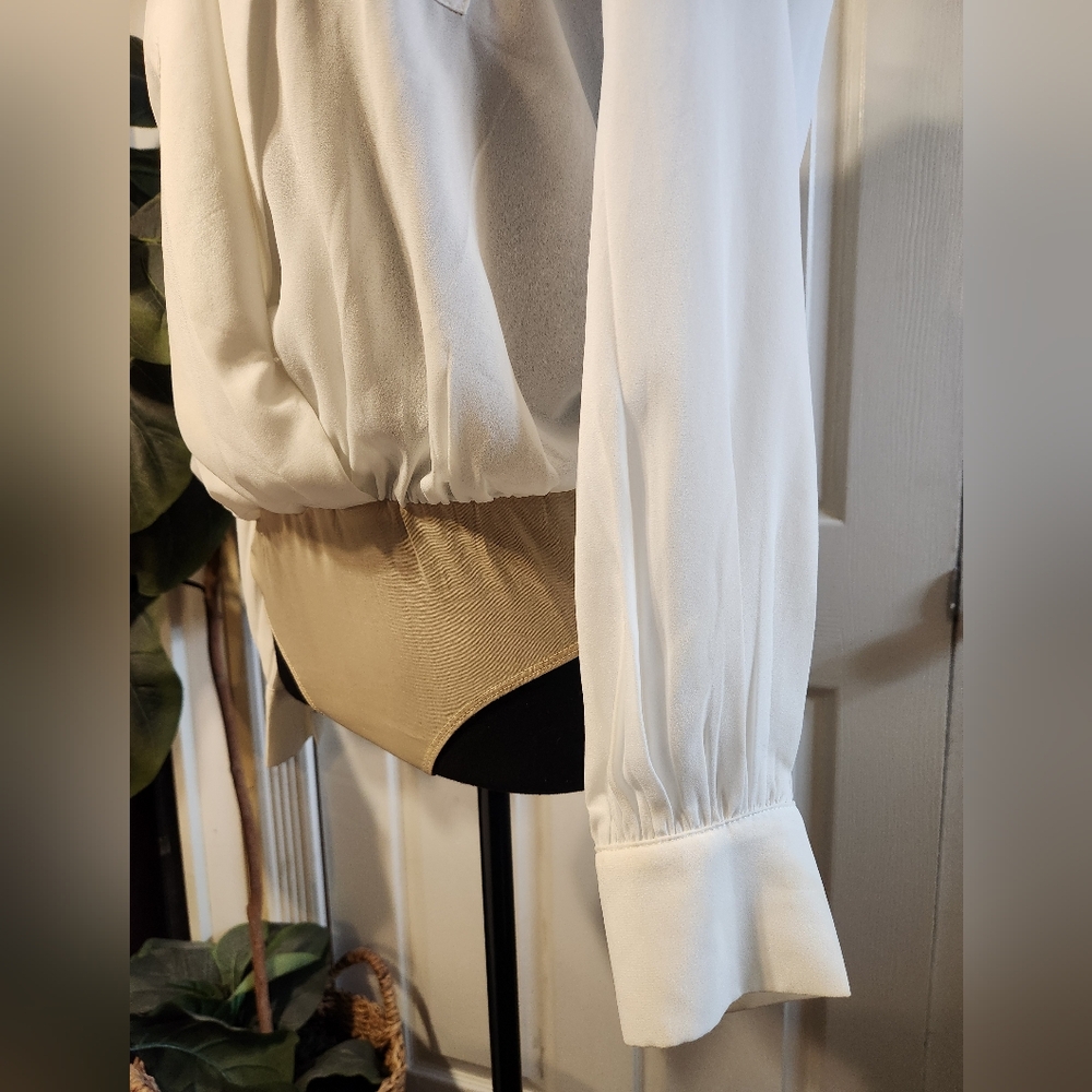 FashionNova Business Brunch Women’s Collared Bodysuit - Ivory Size Medium NWOT - Picture 7 of 12